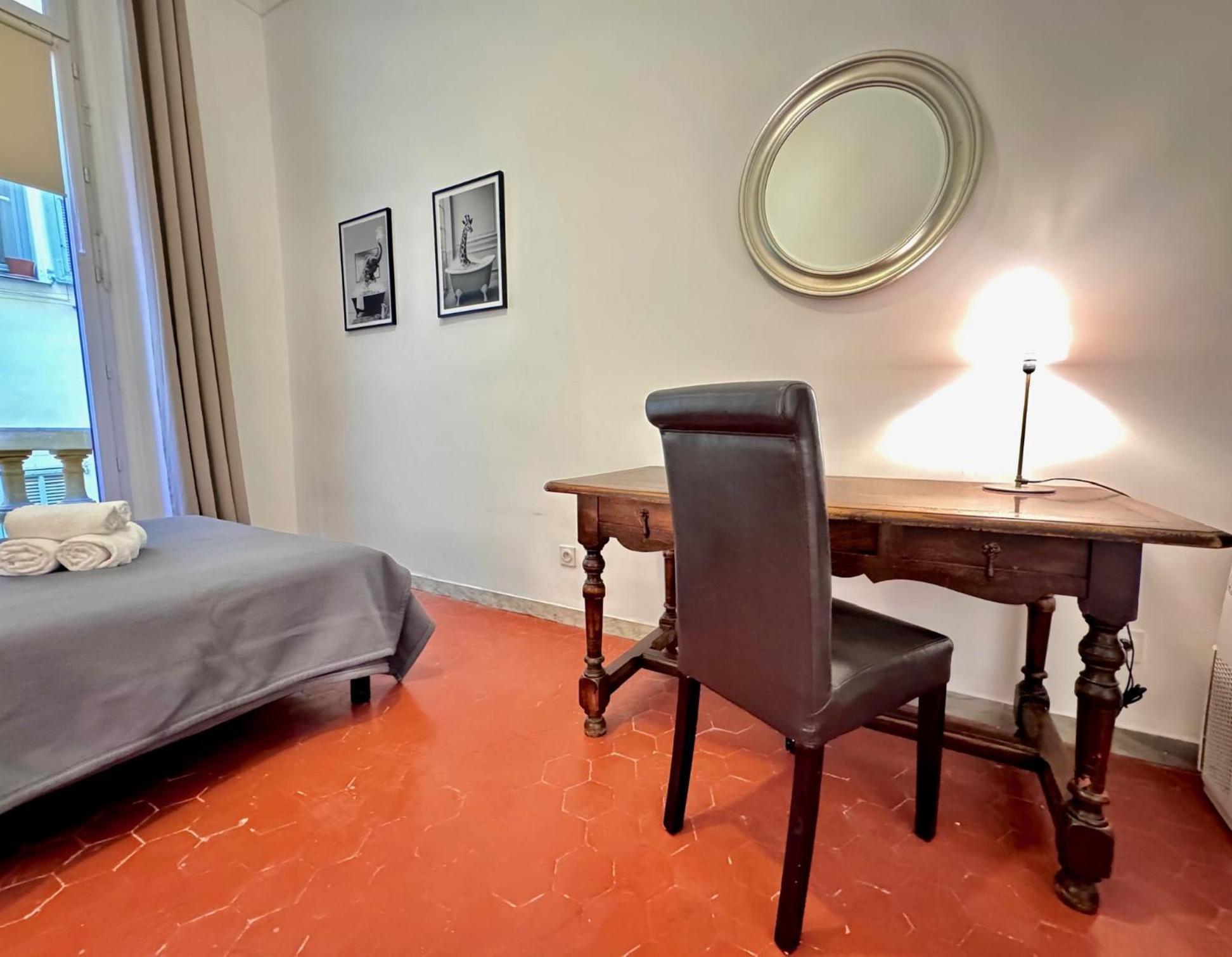 Aparthotel Riviera - Pont Vieux 2 - Old Town - Charm 2 Bedrooms Apartement Ac - 5Mn Beach Nice Bagian luar foto